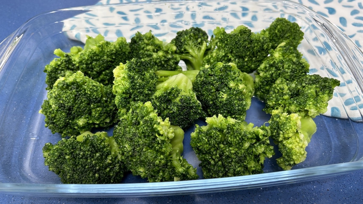 Brócoli cocido para hacerlo al horno