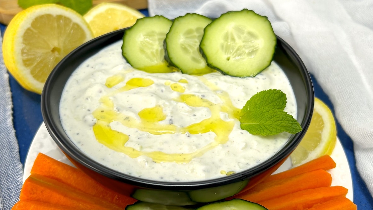 como hacer salsa tzatziki