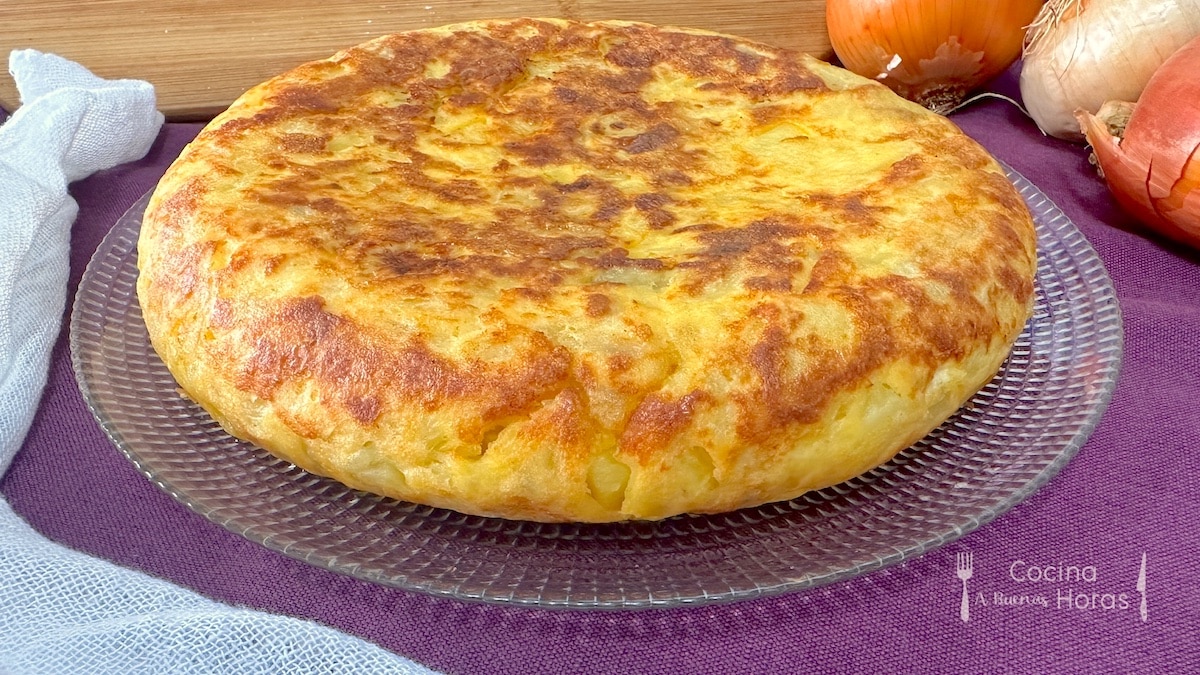 como hacer tortilla de patatas con cebolla