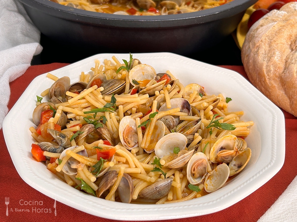 receta de fideos con almejas